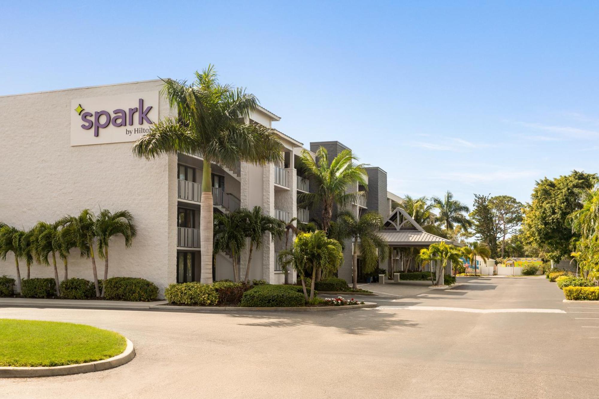 Spark By Hilton Sarasota Siesta Key Gateway Ξενοδοχείο Εξωτερικό φωτογραφία